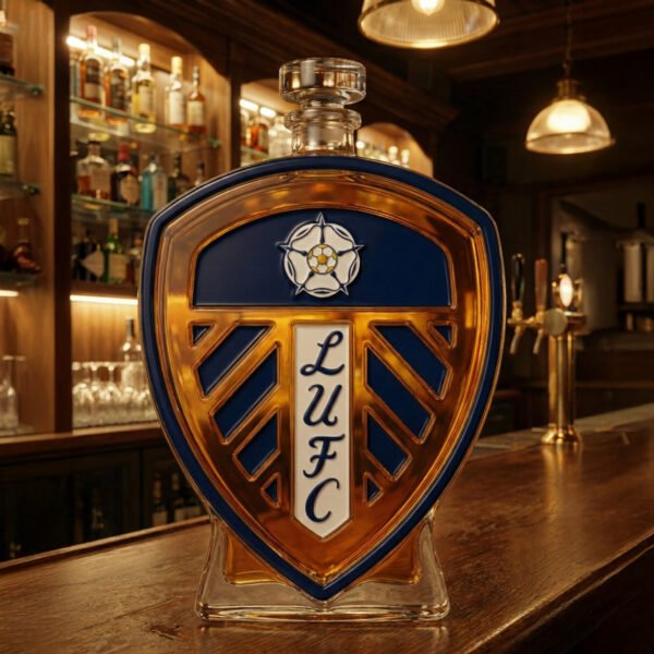 2 Leeds United által ihletett luxus kristály whiskykarafa