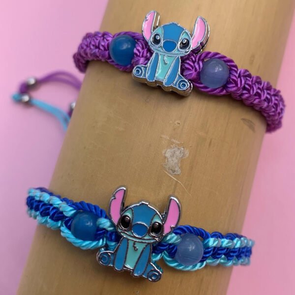 2 részes rajzfilmes kék űrlény ihlette karkötő szett lányoknak – aranyos ajándék gyerekeknek, anya–lánya vagy rokon meglepetés