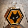 4 Wolverhampton Wanderers FC által ihletett luxus kristály whiskykarafa