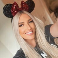 5 Egér ihlette fülpánt felnőtteknek és gyerekeknek – fekete fülek, választható masni szín, piros masnival, park-stílusú fejdísz