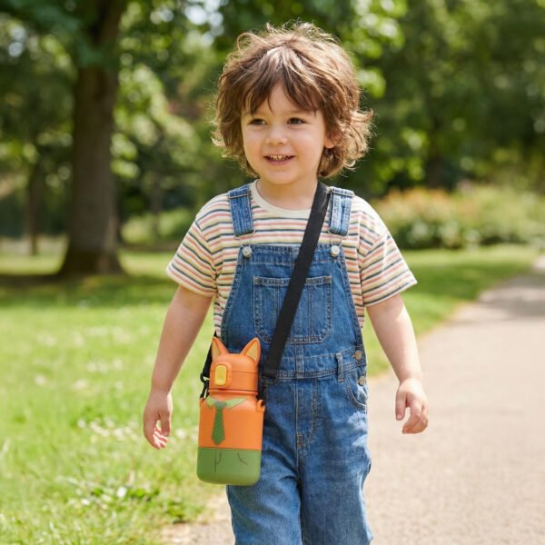 6 Róka ihlette gyerek kulacs – BPA-mentes, szivószálas, szivárgásmentes ivópalack gyerekeknek