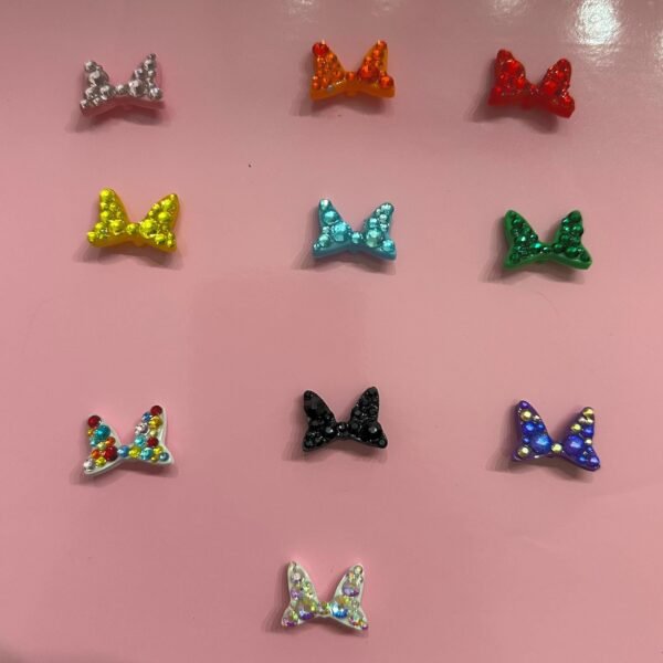 9ec58bc4-f709-4326-8c57-3f85ab336e19 Teljesen csillogó MagicBand Plus FLEXIBILIS korongtartó okosóra szíjhoz – masni formájú dizájn