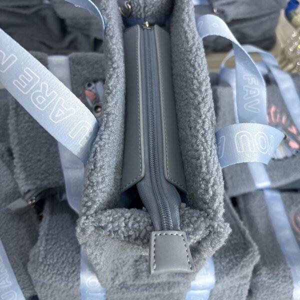 Rajzfilm ihlette plüss tote táska – puha váll- és kézitáska, nagy méretű bevásárlótáska