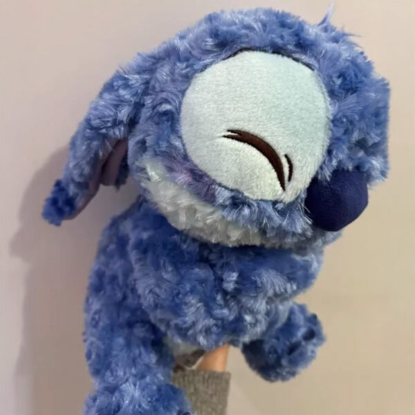 6 Ölelhető Kék Űrlény Ihlette Göndör Szőrű Plüss Játék és Párna – Aranyos Rajzfilmes Figura, Újévi és Születésnapi Ajándék